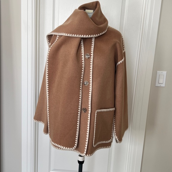 Quince Scarf Coat - Picture 2 of 10